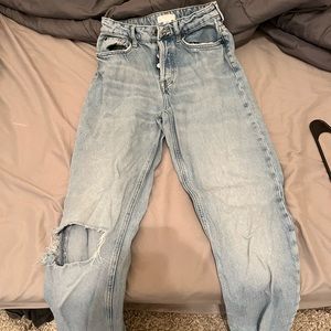 Size 4 from H&M. Just trying to clean out my closet